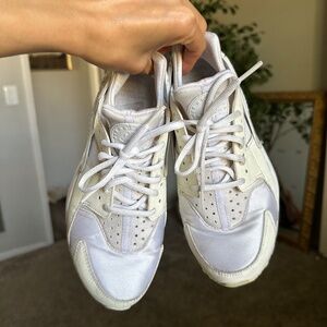 Nike Sneakers Huarache White/Cream 9W/7.5M